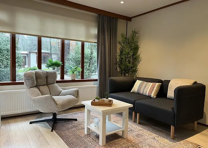 Chalet Viooltje In Het Bos I Knus Op De Veluwe Hoenderloo